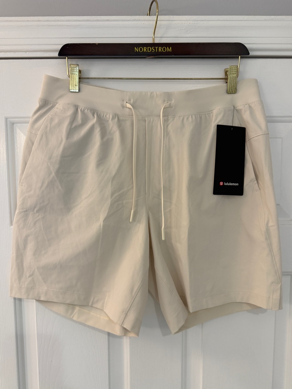 Lululemon Zeroed In Short 7" Drawstring Athletic Shorts - Light Ivory